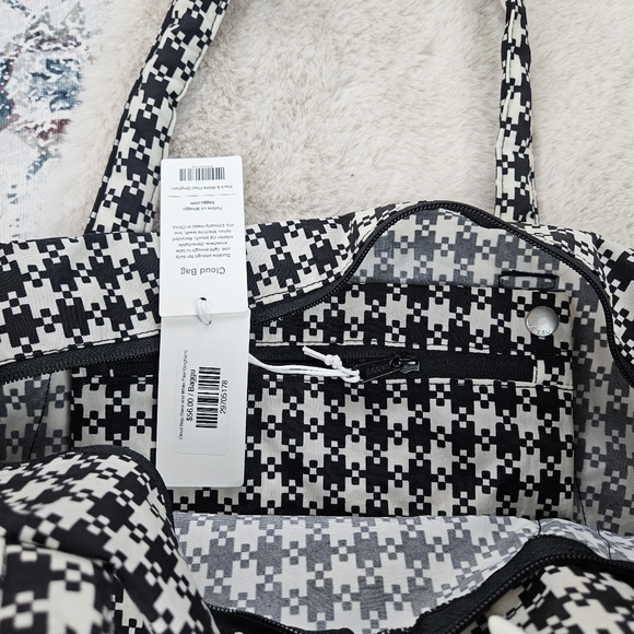 Baggu Black And White Pixel Gingham Cloud Bag Bnwt - Picture 5 of 6